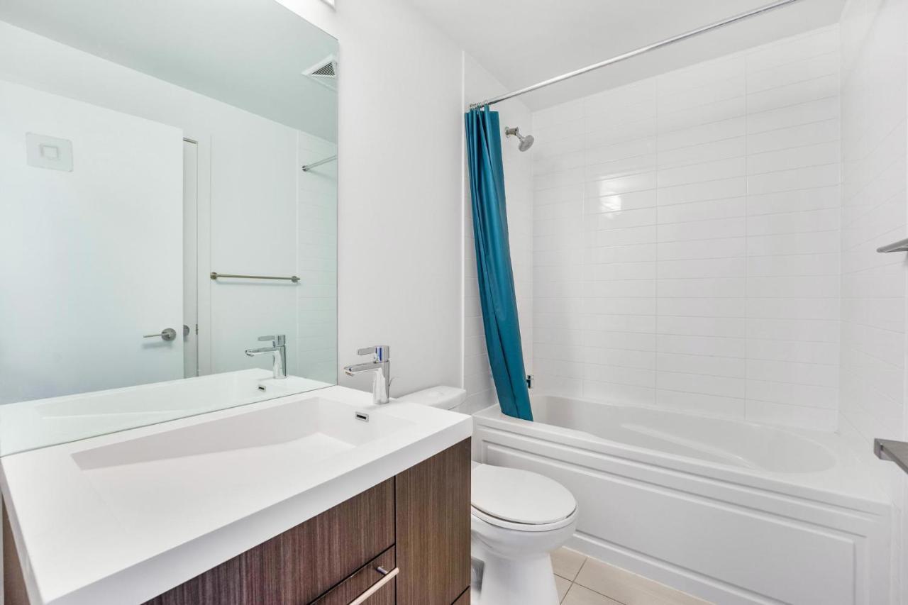 Heart Of Downtown Toronto! Apartment Exterior photo